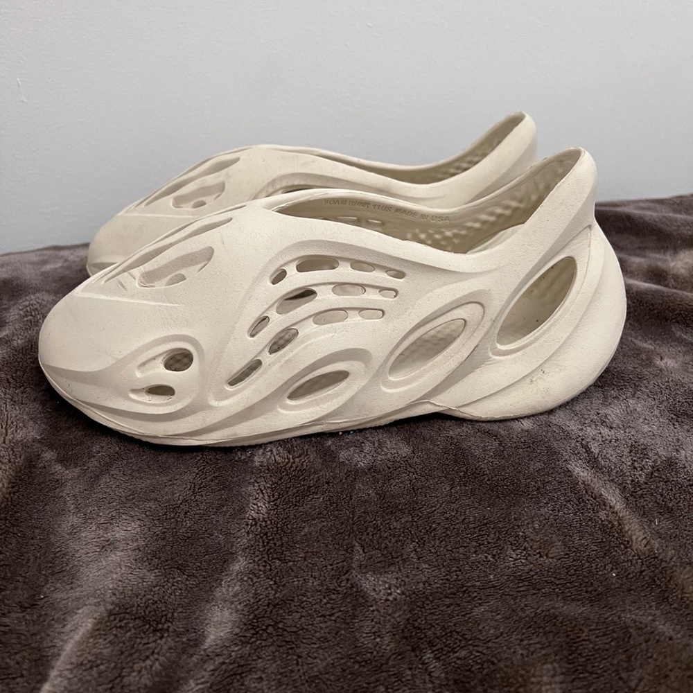 Men Yeezy Foam Runners